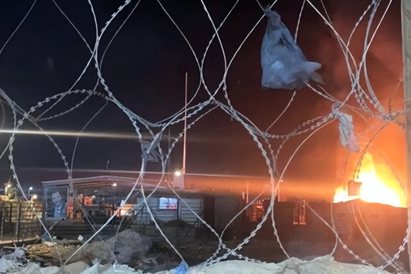 Ngày 2/12, quân nổi dậy ở Syria đã tấn công và chiếm được thành phố chiến lược Aleppo, thành phố lớn thứ hai của Syria. Đây là lần đầu tiên kể từ khi cuộc nội chiến Syria bùng phát vào mùa xuân năm 2011, đồng minh của Iran và Nga là Chính phủ Syria hoàn toàn mất kiểm soát thành phố phía bắc này. Ảnh: Sina.