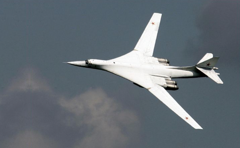 Nga thực hiện chiến lược nâng cao sức mạnh tấn công tầm xa với dự án cải tiến toàn diện máy bay ném bom chiến lược Tu-160M, định vị lại vai trò của nó trong chiến tranh hiện đại. Ảnh: Military Watch Magazine.