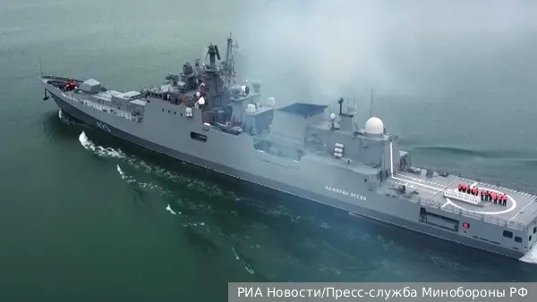 Để nâng cao khả năng phòng thủ, Nga đã triển khai khí cầu gắn thiết bị quan sát tại căn cứ hải quân ở Novorossiysk. Khí cầu này cho phép quan sát từ xa và phát hiện sớm các tàu không người lái hay máy bay không người lái. Bên cạnh đó, các cuộc tập trận chống lại tàu không người lái và thiết bị bay không người lái được tổ chức thường xuyên, như lần gần nhất vào ngày 14/10 và sắp tới vào ngày 28/10.