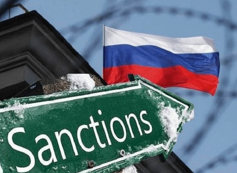 Cuộc xung đột Nga - Ukraine đã kéo dài gần ba năm dường như đang tiến tới một bước ngoặt hoàn toàn mới. Mỹ và phương Tây từng cố gắng phong tỏa Nga thông qua cấm vận kinh tế và viện trợ quân sự, nhưng dường như kế hoạch này không mang lại hiệu quả cao. Ảnh: Lenta.