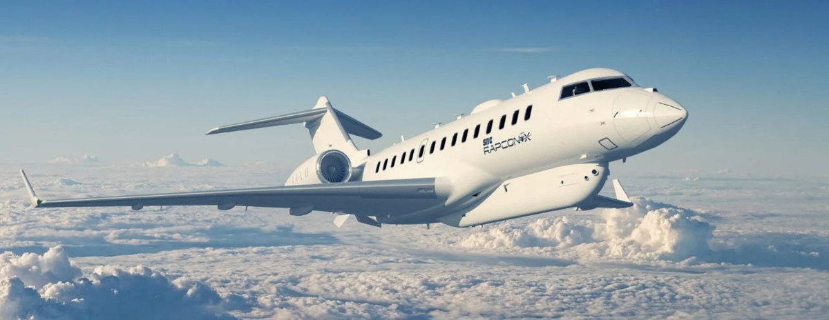 Máy bay ATHENA của Quân đội Mỹ, viết tắt của Aerial Intelligence, Surveillance and Reconnaissance (Tình báo, Trinh sát và Giám sát trên không), được thiết kế để thực hiện các nhiệm vụ tình báo đa lĩnh vực trên các khu vực hoạt động rộng lớn. ATHENA mang đến lợi thế chiến thuật và chiến lược thông qua khả năng thu thập dữ liệu theo thời gian thực, giúp tăng cường nhận thức tình huống và tối ưu hóa quyết định chiến đấu.