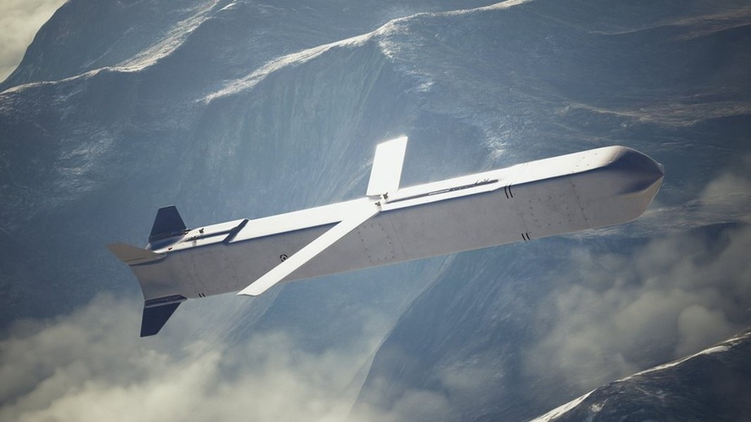 Một vấn đề nữa cũng rất đáng quan tâm đó là Lực lượng Hàng không Vũ trụ Nga bắt đầu sử dụng phiên bản mới của tên lửa Kh-69 mang đầu đạn chùm để tấn công Ukraine.