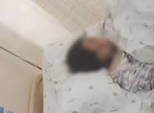 Các học viên cũng cho biết trước khi Tiểu Lâm ngã bệnh, cô bé đã nhiều lần có biểu hiện bất thường như nôn mửa, chóng mặt, ngất xỉu nhưng nhà trường hoàn toàn phớt lờ, không điều trị hay đưa đi cấp cứu, cho đến khi cô bé ngã bệnh trong lúc tập luyện và tử vong, sự việc mới bị phanh phui.