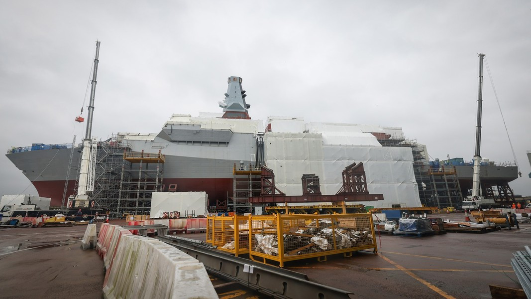 Khoản tiền nói trên đã giúp nâng cấp cơ sở hạ tầng và công nghệ của nhà máy, đồng thời còn củng cố vị thế trung tâm đóng tàu lớn nhất của Vương quốc Anh đặt tại thành phố cảng Glasgow.