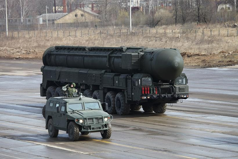 Sự xuất hiện của những tên lửa này trên đất Belarus chắc chắn sẽ làm thay đổi cán cân quyền lực trong khu vực và làm gia tăng nguy cơ xảy ra các cuộc đối đầu trong tương lai. Việc triển khai này cũng có thể dẫn đến việc tăng cường khả năng sẵn sàng chiến đấu của quân đội NATO, có thể thúc đẩy liên minh này tăng cường sự hiện diện ở các quốc gia giáp biên giới với Belarus.