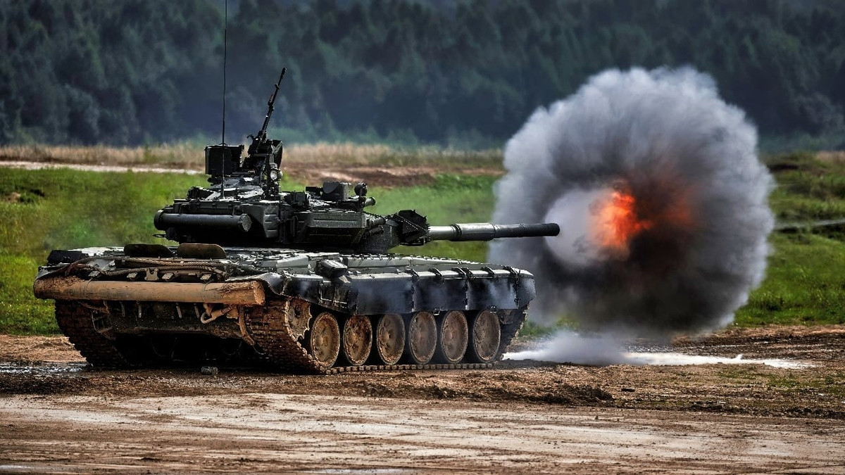 Không có gì quá bóng bẩy hay công nghệ cao ở T-72, nhưng điều đó không hề làm giảm đi hiệu quả của nó. Trong môi trường chiến tranh khốc liệt, đặc biệt là cuộc chiến tại Ukraine, T-72 đã chứng minh rằng sự đơn giản, linh hoạt và chi phí thấp khiến nó trở thành sự lựa chọn lý tưởng.