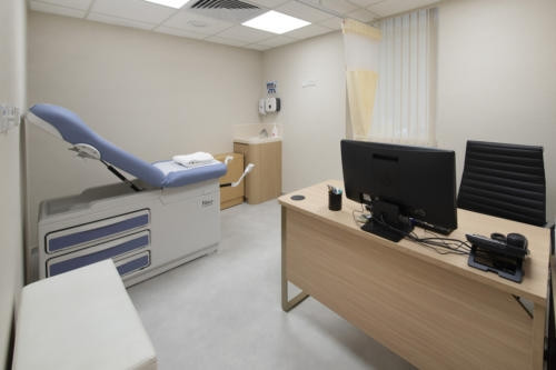 Cô cho rằng việc cô bị chỉ trích dữ dội trong khi bác sĩ lại hầu như không bị lên án là một sự bất công, phản ánh thực trạng bất bình đẳng giới vẫn còn tồn tại.