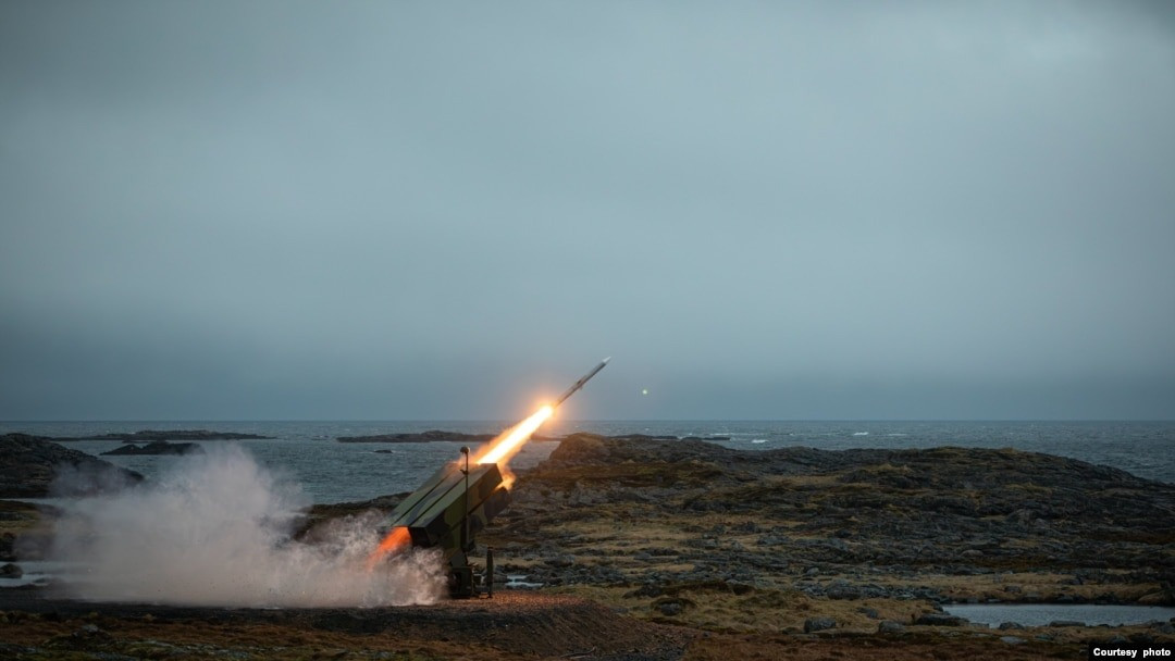 NASAMS được trang bị hai loại radar mới, các trang bị này sẽ cho phép Quân đội Đài Loan vận hành hệ thống một cách hiệu quả, cung cấp phạm vi phòng không toàn diện. Ảnh: VOA News.