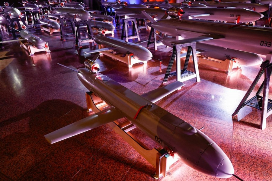 Những đặc điểm này khiến nó trở thành một cải tiến đáng kể đối với Quân đội Ukraine, bởi vì chiếc máy bay không người lái nói trên có thể được sử dụng một cách hiệu quả để tấn công các mục tiêu tầm xa.