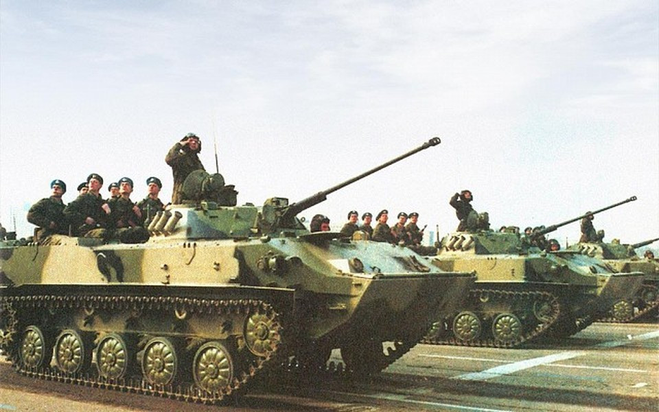 Tuy vậy đã hơn một năm trôi qua sau khi hình ảnh những phương tiện rời kho bảo quản được đăng tải rộng rãi, nhưng việc sử dụng BMD-3 trên chiến trường Ukraine không được ghi nhận, thực tế này đặt ra nhiều câu hỏi cần giải đáp.