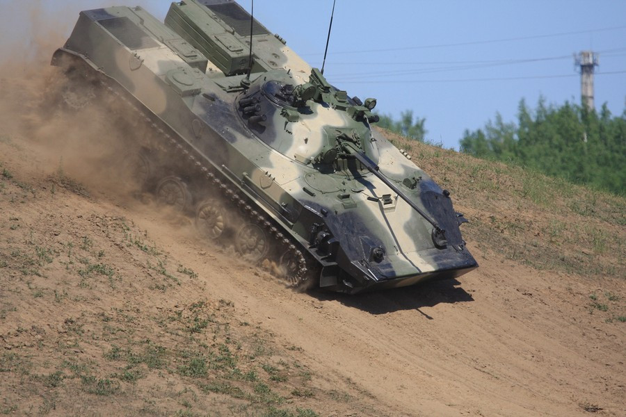 Không loại trừ khả năng sau khi phục hồi lực lượng bằng những quân nhân mới, BMD-3 sẽ được sử dụng rộng rãi hơn, bởi số lượng BMD-4 sản xuất mới chưa phải thực sự nhiều.