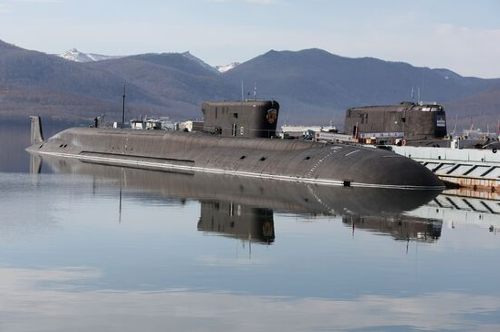 Hiện hạm đội Nga sở hữu bốn tàu ngầm Borei, và con số này vẫn còn có thể tăng thêm. Khi Hải quân Nga tăng cường lực lượng tàu ngầm, sự thống trị của hải quân phương Tây sẽ phải đối mặt với một thách thức ngày càng lớn dưới đáy biển. Ảnh: Sputnik.