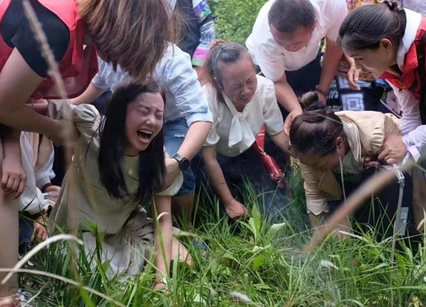 Ngày 28/11/2023, vụ án này được xét xử phúc thẩm tại Tòa án Nhân dân Tối cao tỉnh Quý Châu. Trong phiên tòa phúc thẩm, Dư Hoa Anh không phản đối các tội danh buôn bán 11 trẻ em đã được xác nhận ở phiên sơ thẩm và nhận tội tại tòa, chỉ đề nghị giảm nhẹ hình phạt vì cho rằng án tử hình quá nặng. Luật sư bào chữa cho rằng Dư Hoa Anh đã thành khẩn khai báo và yêu cầu giảm án. Đại diện nguyên đơn dân sự đã kháng cáo vì cho rằng số tiền bồi thường dân sự quá thấp.