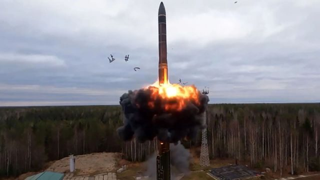 Tên lửa Oreshnik là một bước đột phá của Roscosmos trong việc tối ưu hóa quá trình phóng các vệ tinh nhỏ, nằm trong chiến lược mở rộng thị phần của Nga trên thị trường vệ tinh cỡ nhỏ toàn cầu. Đây là lĩnh vực đang phát triển mạnh nhờ các ứng dụng khoa học và thương mại.