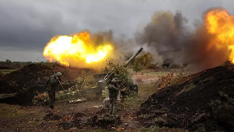 Do quân Ukraine kiểm soát các tuyến đường, lực lượng chi viện từ Sudzha còn tiến hành các cuộc phản công tại dải rừng phía bắc Martynovka, khu vực vốn là trọng tâm tấn công của quân Nga. Tại đây, hai bên đã nổ ra các trận đối đầu ác liệt trong rừng, với cường độ ngày càng leo thang. Ảnh: Al Jazeera.