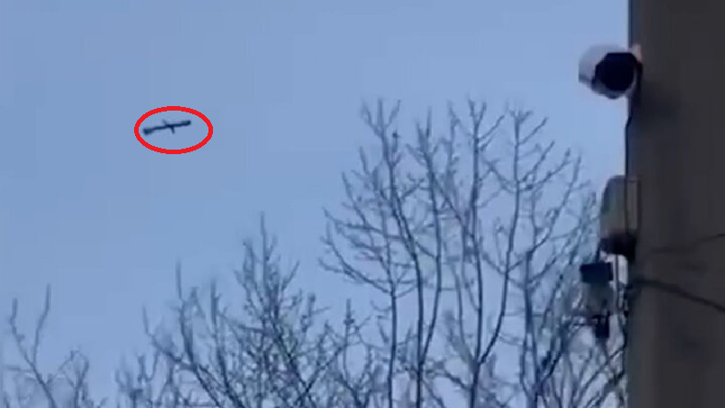 Các nguồn tin cũng tiết lộ rằng hệ thống phòng không của Ukraine và NATO đã hoàn toàn rơi vào trạng thái hoảng loạn, vì tên lửa Nga liên tục “biến mất” khỏi các thiết bị theo dõi được cung cấp bởi Mỹ, Đức, và Thụy Điển. Ảnh: Bulgarian Military.