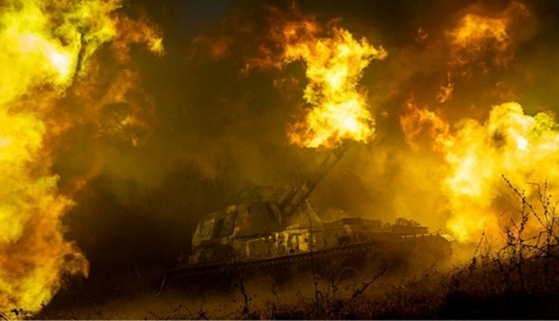 Trong tình hình này, quân Nga đã thành công tiến xa một khoảng lớn từ khu vực phía đông của thành phố vào trung tâm. Theo báo cáo của Viện Nghiên cứu Chiến tranh Hoa Kỳ (ISW) ngày 13/11, quân Nga đã tiến hành một cuộc tấn công cơ giới quy mô cấp đại đội dọc theo thành phố Zaporizhzhia hướng về trung tâm. Ảnh: Getty Images.