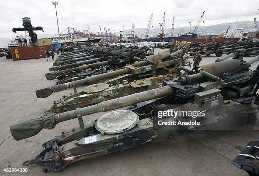 Cuối cùng, Hải quân Lebanon có 1.800 quân nhân, 16 tàu tuần tra và 2 tàu đổ bộ hạng nhẹ, thủy quân lục chiến ở mức không đáng kể.