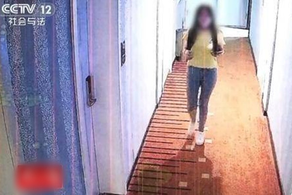 Điều tra sâu hơn đã hé lộ sự thật kinh hoàng về động cơ của Lý. Hắn ta đang mắc nợ một khoản tiền khổng lồ, lên tới hàng triệu nhân dân tệ. Việc sát hại Tiểu Hoàn và chiếm đoạt tiền bảo hiểm là kế hoạch được hắn ta lên sẵn để giải quyết vấn đề tài chính.