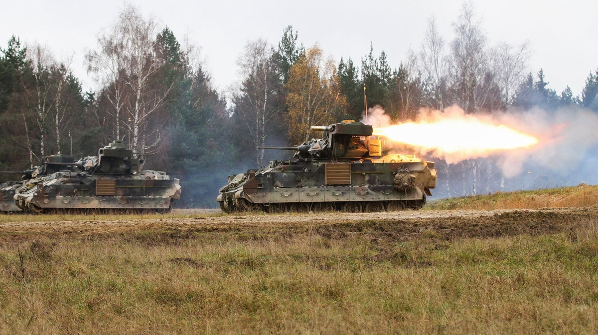 Trên chiến trường Ukraine, Stryker đã trở thành một tài sản có giá trị rất lớn trên tuyến đầu, cung cấp cho lực lượng Ukraine một nền tảng chiến đấu đáng tin cậy, để tiến hành di chuyển quân, trinh sát và thậm chí là các hoạt động tấn công.