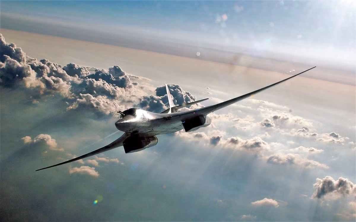 Ngoài ra, chi phí cho mỗi chiếc Tu-160M ước tính có giá khoảng 163 triệu đô la chưa tính chi phí bảo dưỡng, đào tạo phi hành đoàn và chi phí tiêu thụ nhiên liệu. Điều này sẽ đặt ra câu hỏi về việc liệu việc mua lại một nền tảng tiên tiến như vậy có phù hợp với các ưu tiên ngân sách quốc phòng của Ấn Độ hay không.