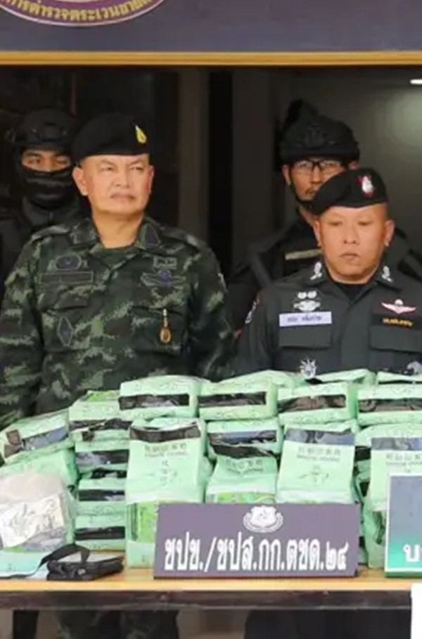 Đến khi bị bắt, Pancharat mới bàng hoàng nhận ra bản thân đã bị bố ruột lừa vào con đường tội lỗi.