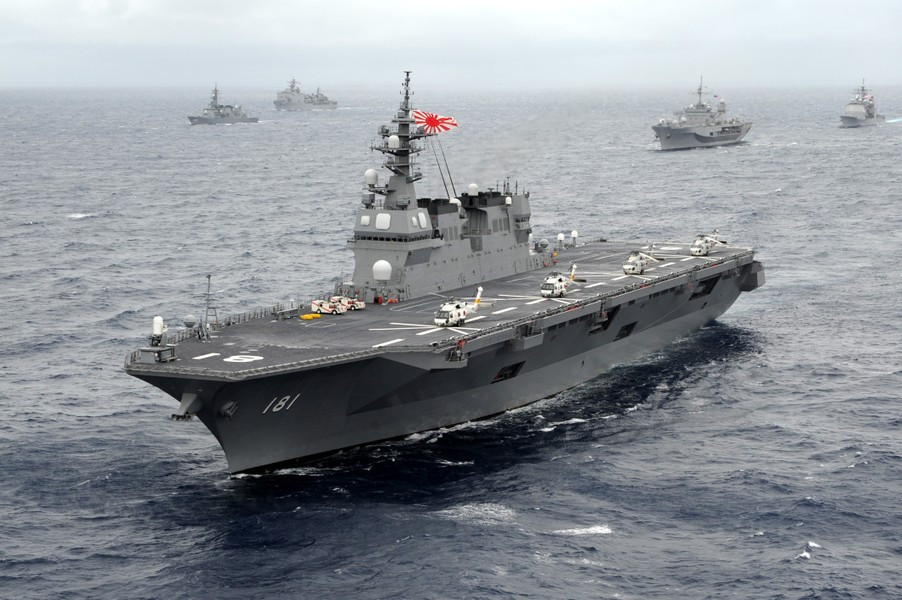 Để có cái nhìn trực quan, hãy so sánh chiếc Al Fulk với tàu khu trục chở trực thăng lớp Hyuga của Hải quân Nhật Bản, con tàu này có lượng giãn nước đầy tải lên tới 19.000 tấn với chiều dài thân 197 mét.