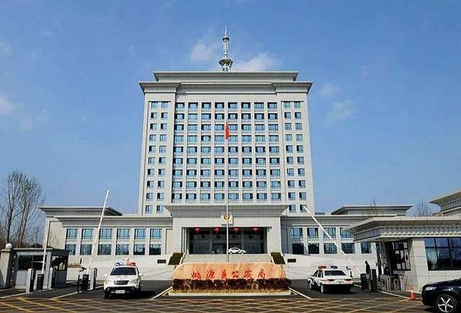 Theo phán quyết của Tòa án huyện Đào Nguyên, tỉnh Hồ Nam, vì các tội danh liên quan đến giam giữ và cưỡng chế đã hết thời hiệu truy tố, Chung Bằng bị kết án 15 năm tù giam vì tội cưỡng bức. Vợ và con gái của hắn, mặc dù được xác nhận là đồng phạm trong việc giam giữ, nhưng do đã hết thời hiệu truy tố, không bị khởi tố.