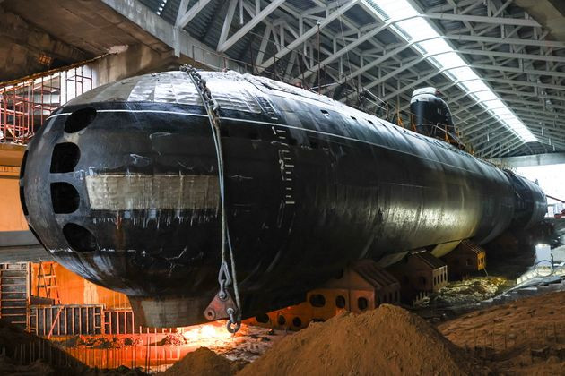 Cùng với đó, Giám đốc điều hành nhà máy Sevmash, ông Mikhail Budnichenko, cũng tuyên bố rằng các tàu ngầm hạt nhân mới sẽ được bổ sung vào Hải quân Nga trong năm 2024, tiếp tục củng cố sức mạnh của lực lượng này trong bộ ba hạt nhân chiến lược.