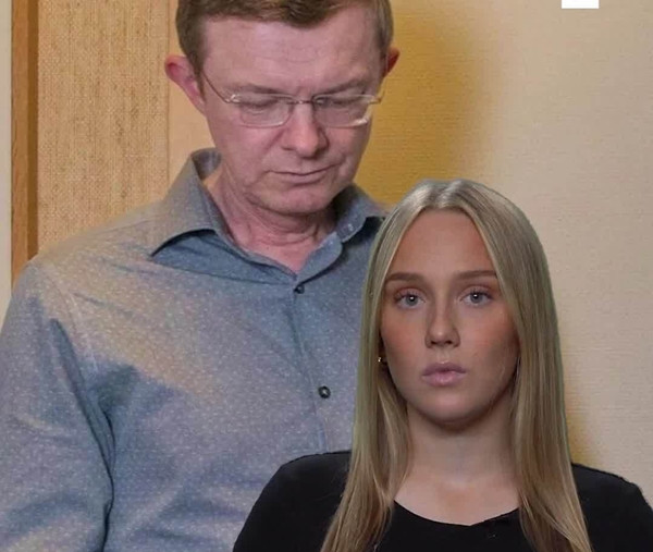 Cảnh sát đã thu giữ hơn 6.000 giờ video trong quá trình điều tra, bao gồm cả các video khám phụ khoa của ông ta. Viện kiểm sát cho biết: "Bằng chứng trong vụ án này khá đặc biệt, vì phần lớn nội dung cáo trạng được minh chứng thông qua các video".