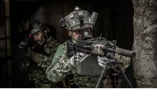 “Với tầm nhìn chiến lược của mình, Hải quân Mỹ đã giao cho tôi trọng trách thiết kế, xây dựng, trang bị, huấn luyện và lãnh đạo lực lượng mà tôi tin rằng sẽ trở thành đội chống khủng bố bí mật và hiệu quả nhất thế giới - SEAL Team 6. Đô đốc Thomas Hayward - Tổng tham mưu trưởng Hải quân - đã đích thân giao nhiệm vụ này cho tôi với một mệnh lệnh rõ ràng và dứt khoát: “Dick, anh không được phép thất bại.Tôi ghi nhớ lời ông ấy.