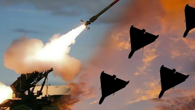 Tất cả các khu vực này đều bị tấn công bằng tên lửa hoặc máy bay không người lái, và hệ thống phòng không của Ukraine đã bị quá tải khi đối phó với các cuộc không kích của Nga. Ảnh: RBC-Ukraine.