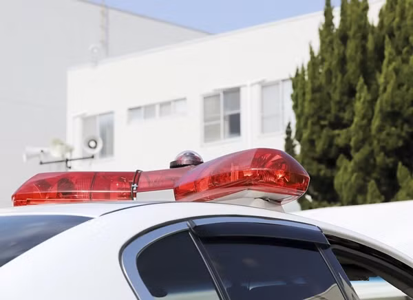 Theo thông tin đăng tải, cách đây không lâu, một người đàn ông họ Sư đã đến đồn cảnh sát Lý Gia, quận Thuận Khánh, thành phố Nam Xung, tỉnh Tứ Xuyên, trình báo về một vụ lừa đảo.