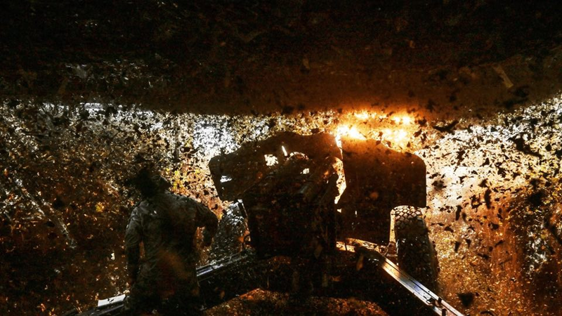 Gần đây, tại hướng Kurakhove, Quân đội Nga đã giành được chiến thắng mang tính quyết định và sắp bước vào thời khắc của trận chiến cuối cùng. Lực lượng Nga chuẩn bị bao vây Quân đội Ukraine ở phía nam Kurakhove, với khoảng cách còn lại chưa đến 5 km để khép chặt vòng vây. Ảnh: Sputnik.