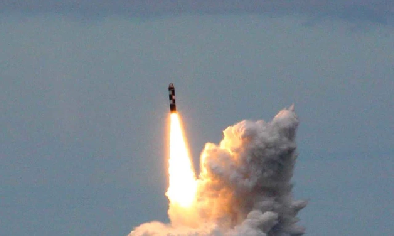 Kể từ đầu mùa đông, các cuộc tấn công mạnh mẽ vào cơ sở hạ tầng và hậu phương trực tiếp của mặt trận đã diễn ra gần như mỗi ngày, ngoại trừ ngày 10/12. Trong số những mục tiêu quan trọng nhất, ISW liệt kê, bao gồm các kho vũ khí quân sự ở khu vực Kiev (tấn công ngày 14/12) và các điểm bố trí lính đánh thuê nước ngoài ở Zlatopol khu vực Kharkov (9/12). Ảnh: Bộ Quốc phòng Nga.