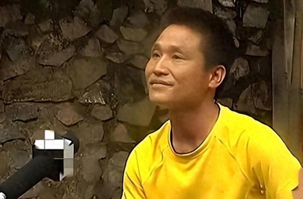 Sau đó, Đường Giang Sơn dẫn đường đến tận nhà của Trần Tán Anh. Khi thấy con mình ôm lấy Trần Tán Anh và khóc gọi "bố ơi", cùng với tiếng ồn ào của đám đông dân làng xung quanh, hai vợ chồng Đường mới cảm thấy mọi chuyện có vẻ thực sự. Khi tìm hiểu từ dân làng Hoàng Ngọc và xem lại tài liệu của huyện Đam Châu vào năm 1967, vợ chồng họ Đường xác nhận rằng có một vụ xung đột giữa các làng vào ngày 7/9/1967 và Trần Minh Đạo là một trong 6 người đã bị đánh chết.