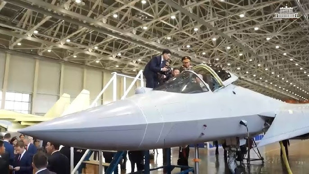 Chưa dừng lại đây, theo dữ liệu được tiết lộ thì sự phụ thuộc của hoạt động sản xuất tiêm kích Su-57 không chỉ giới hạn ở linh kiện vi điện tử dành cho hệ thống hệ thống điện tử hàng không bên trong máy bay Nga.