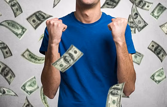 Giải thưởng 650.000 USD không chỉ mang đến cho Big Money D một khoản tiền khổng lồ mà còn là cơ hội để anh thực hiện một ước mơ đã ấp ủ bấy lâu nay, mua một ngôi nhà khang trang, một mái ấm vững chắc cho mình và các con. Anh cho biết hiện đang tích cực tìm kiếm một ngôi nhà phù hợp và rất háo hức được tạo dựng một tổ ấm mới, một tương lai tươi sáng hơn cho gia đình nhỏ của mình.