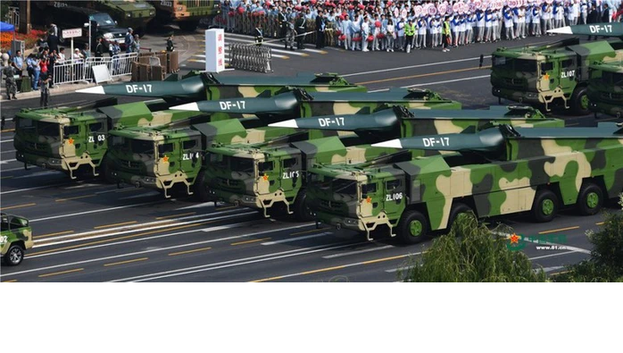 Trong thập kỷ qua, Trung Quốc đã trở thành một cường quốc trong cuộc cách mạng tính toán lượng tử. Họ đã tiên phong trong những đổi mới công nghệ sinh học tiên tiến. Trung Quốc dẫn trước Hoa Kỳ về vũ khí siêu thanh. Trung Quốc đang dẫn đầu trong việc phát triển cơ sở hạ tầng toàn cầu hỗ trợ internet 5G và 6G. Họ đang cạnh tranh với người Mỹ trong việc phát triển vật liệu siêu vật liệu, và đây chỉ là một số lĩnh vực công nghệ mà Trung Quốc đang tiến bộ thực sự so với các đối thủ phương Tây.