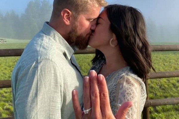 Vụ việc cũng đặt ra câu hỏi về những biện pháp cần thiết để ngăn chặn những thảm kịch tương tự xảy ra trong tương lai. Số phận của Jamie Lee Komoroski là một lời cảnh báo nghiêm khắc, sự lựa chọn của chúng ta hôm nay có thể dẫn đến những hệ quả bi thảm không thể cứu vãn vào ngày mai. Sự ra đi của Samantha và nỗi đau của Aric sẽ mãi là một lời nhắc nhở về giá trị của sự sống và tầm quan trọng của trách nhiệm cá nhân khi tham gia giao thông.