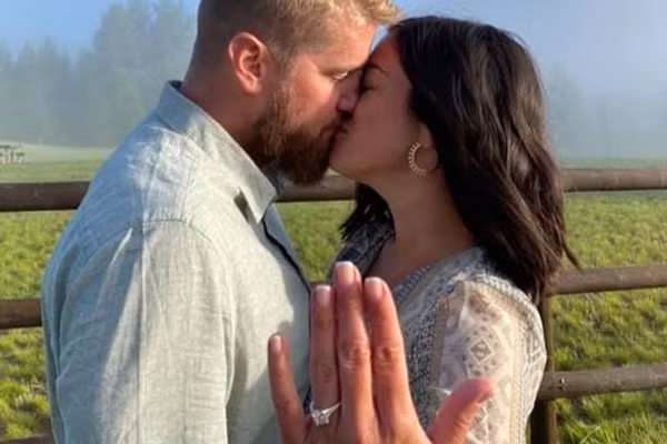 Vụ việc cũng đặt ra câu hỏi về những biện pháp cần thiết để ngăn chặn những thảm kịch tương tự xảy ra trong tương lai. Số phận của Jamie Lee Komoroski là một lời cảnh báo nghiêm khắc, sự lựa chọn của chúng ta hôm nay có thể dẫn đến những hệ quả bi thảm không thể cứu vãn vào ngày mai. Sự ra đi của Samantha và nỗi đau của Aric sẽ mãi là một lời nhắc nhở về giá trị của sự sống và tầm quan trọng của trách nhiệm cá nhân khi tham gia giao thông.