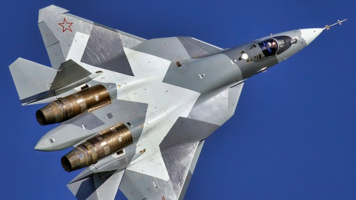 Su-57 cũng đang thử nghiệm với đầu phun động cơ phẳng để cải thiện khả năng tàng hình. Nếu thành công, máy bay sẽ khó bị radar phát hiện hơn. Ảnh: The National Interest.