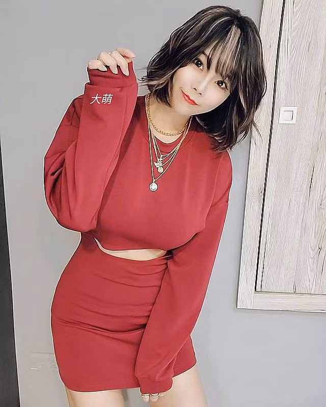 Hot girl gợi cảm Đại Manh từng chia sẻ, cô nàng đã mua áo ngực tới size 3XL nhưng vẫn bị chật, rất khó chịu.
