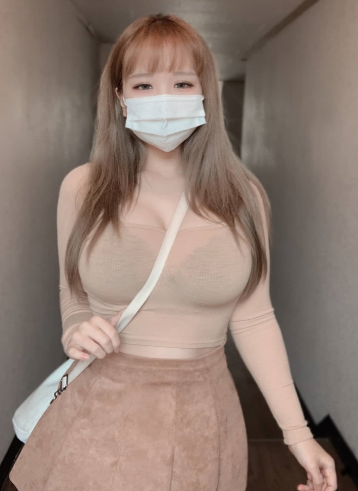 Bản thân Mika Cho cũng rất thích phong cách khoẻ mạnh, quyến rũ của những ngôi sao phương Tây.