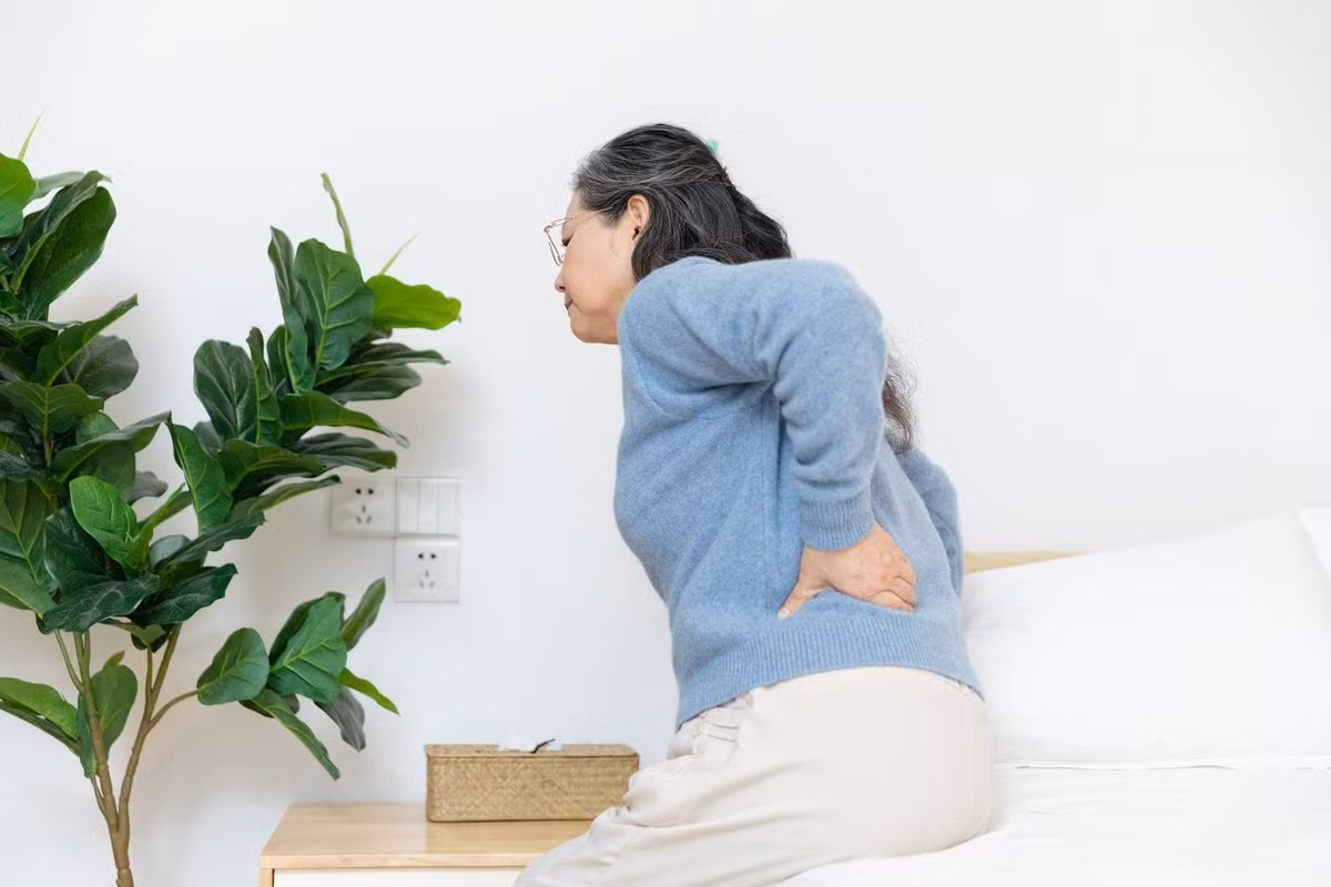 Đến khi mãi không đỡ, anh Tống mới đi khám, ai ngờ kết quả nhận được là ung thư thận. Lúc này, anh Tống cực kỳ hối hận, anh nói, giá như anh chịu đến bệnh viện sớm hơn thì có lẽ tình hình đã không đến nỗi.