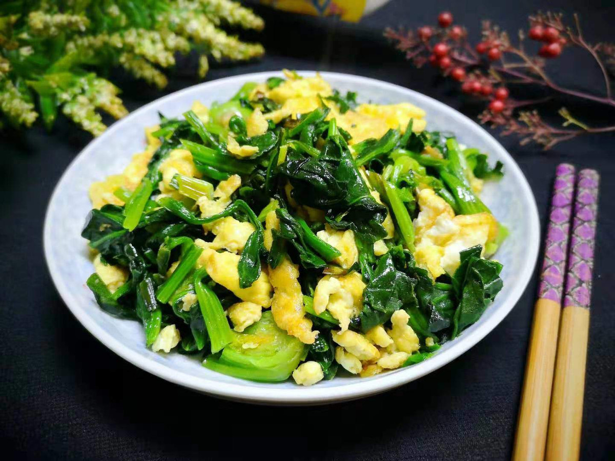 Nguyên nhân là bởi những nitrat này sẽ chuyển thành nitrit nguy cơ gây ung thư cho người ăn.