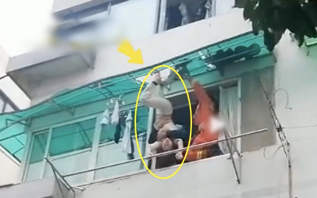 Vo chong uong ruou say roi bien thanh “xac song” doa hang xom