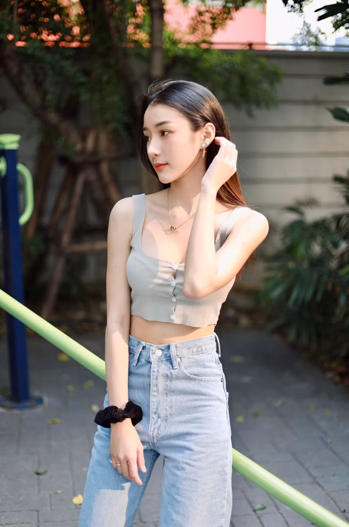 Nhiều người hâm mộ nhất trí cho rằng, hot girl Thái Lan thực sự sở hữu vẻ đẹp mỹ miều, chẳng thua gì diễn viên, thần tượng.