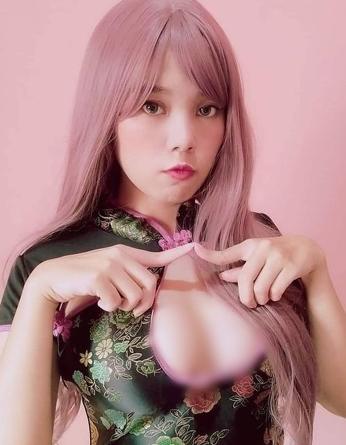 Các fan hâm mộ cũng hi vọng hot girl người Indonesia sẽ có hướng đổi mới hình ảnh hơn, phát triển mạnh hơn nữa.