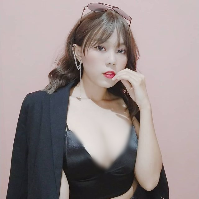 Cô nàng cũng từng được nhận xét là người chịu khó đầu tư hình ảnh, mỗi lần xuất hiện đều rất chỉn chu.